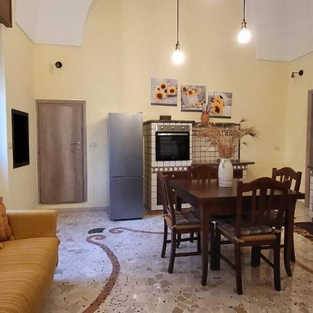 Casa Vacanze "Alizza" Alezio Bagian luar foto