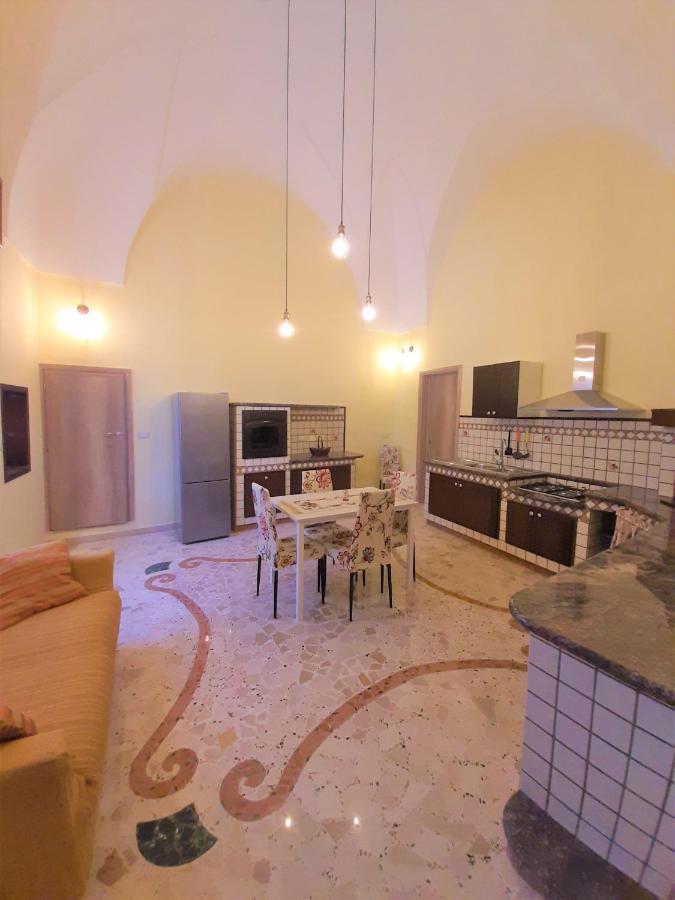 Casa Vacanze "Alizza" Alezio Bagian luar foto