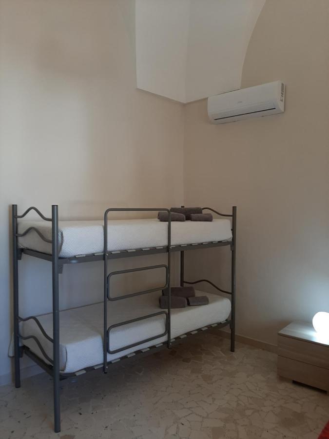Casa Vacanze "Alizza" Alezio Bagian luar foto